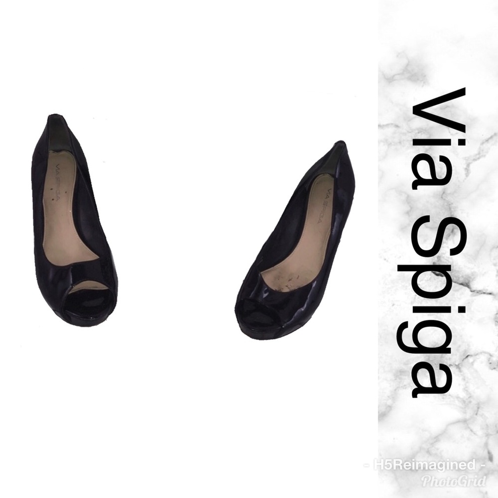 Via Spiga patent peep toes size 7.5